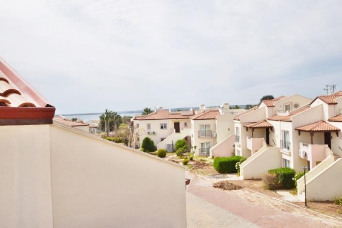 Image No.36-3 Bed Semi-Detached for sale