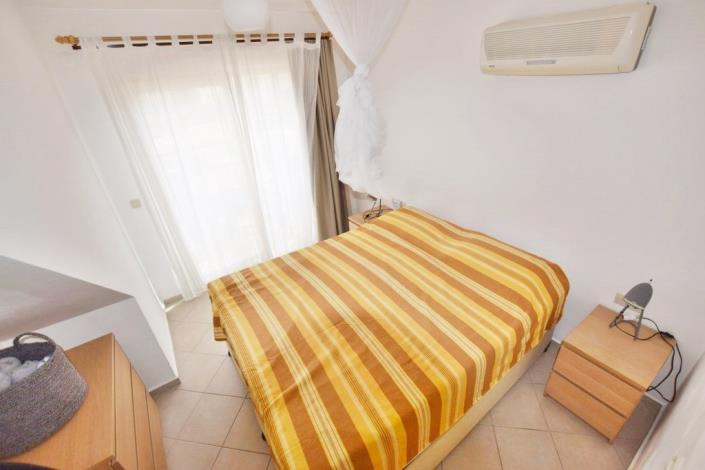 Image No.28-3 Bed Semi-Detached for sale