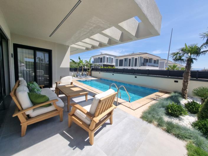 Image No.6-4 Bed Villa / Detached for sale