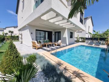 1 - Altinkum, Villa / Détaché