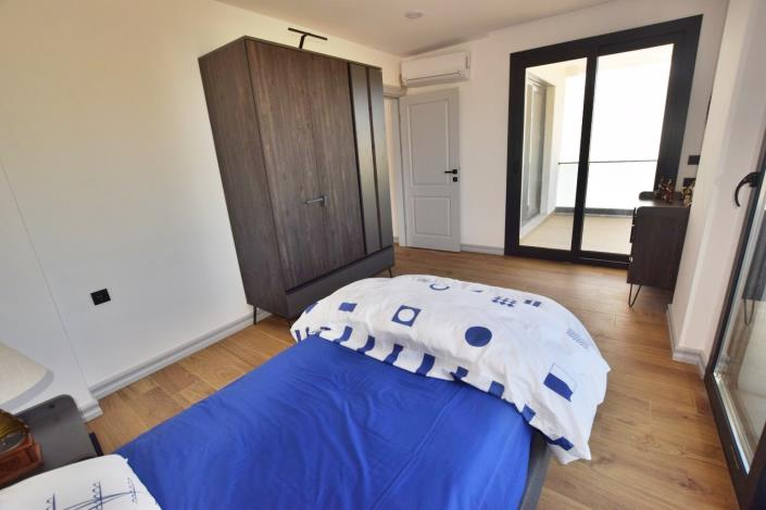 Image No.22-4 Bed Villa / Detached for sale