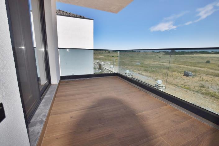 Image No.23-4 Bed Villa / Detached for sale