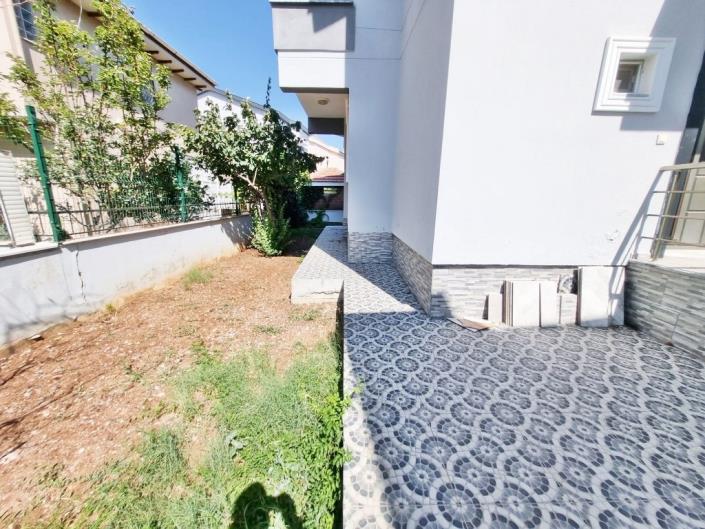 Image No.24-4 Bed Villa / Detached for sale