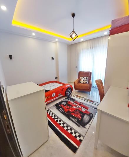 Image No.18-3 Bed Semi-Detached for sale