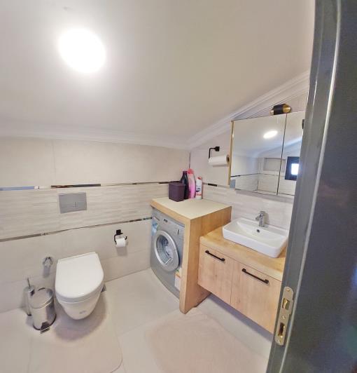 Image No.19-3 Bed Semi-Detached for sale