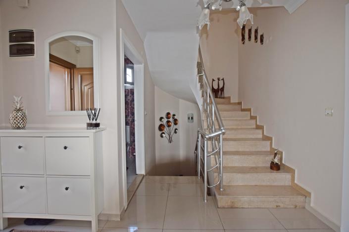 Image No.19-6 Bed Villa / Detached for sale