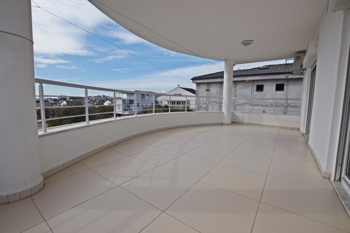 Image No.36-6 Bed Villa / Detached for sale