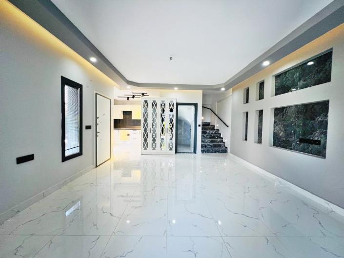 Image No.18-3 Bed Semi-Detached for sale