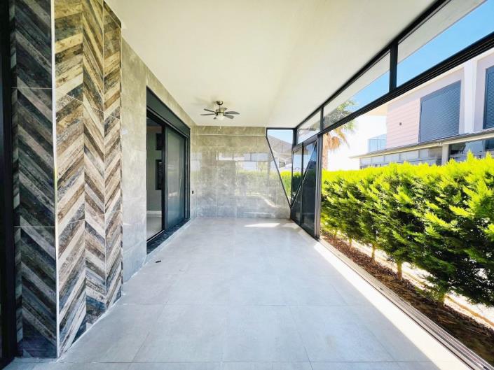 Image No.14-3 Bed Semi-Detached for sale