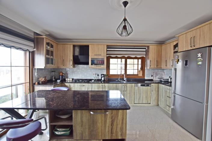 Image No.24-6 Bed Villa / Detached for sale