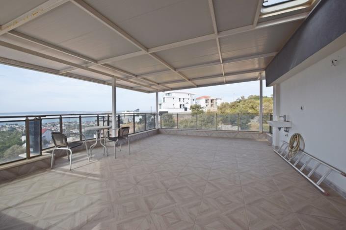 Image No.43-6 Bed Villa / Detached for sale