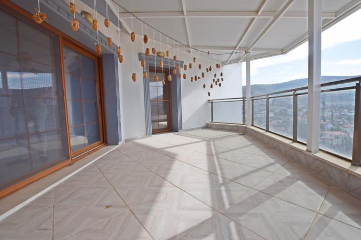 Image No.37-6 Bed Villa / Detached for sale