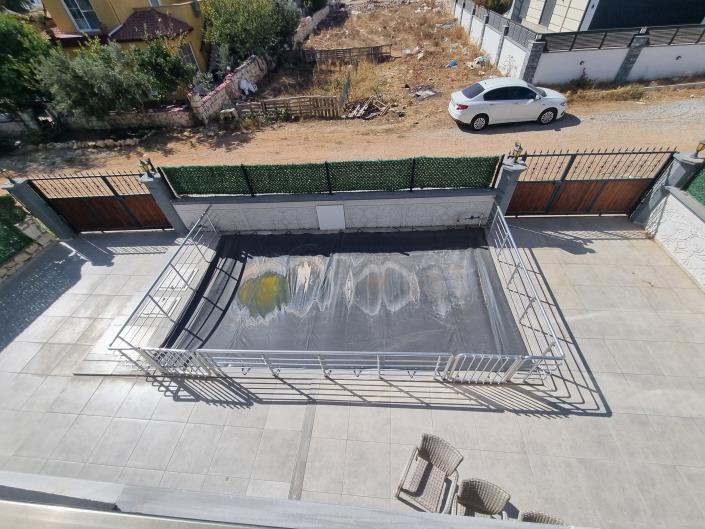 Image No.5-3 Bed Semi-Detached for sale