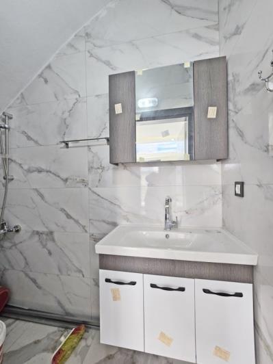 Image No.13-Jumelé de 4 chambres à vendre à Altinkum