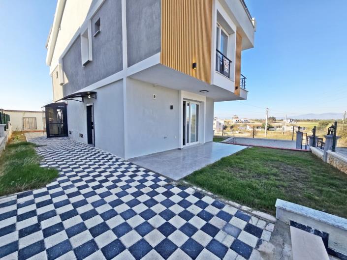 Image No.5-3 Bed Semi-Detached for sale