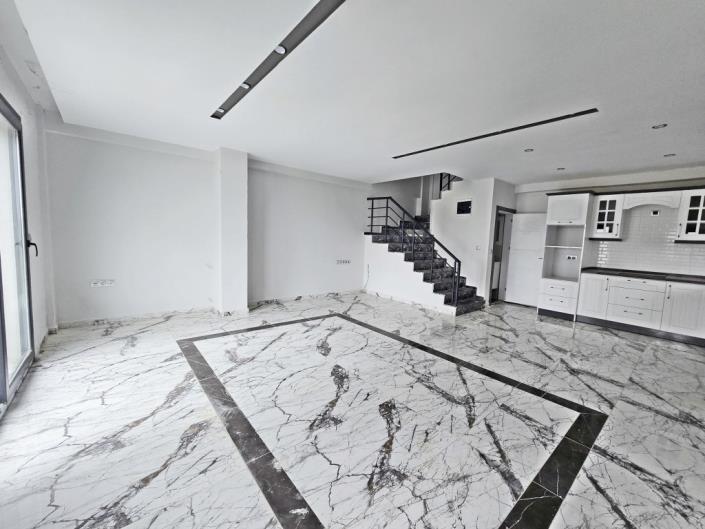 Image No.7-3 Bed Semi-Detached for sale