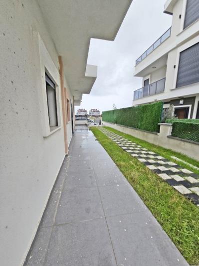 Image No.5-3 Bed Semi-Detached for sale