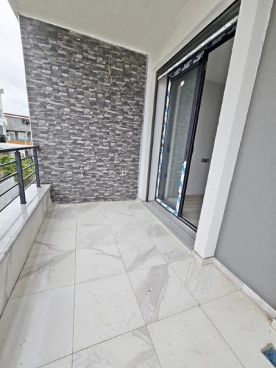 Image No.20-3 Bed Semi-Detached for sale