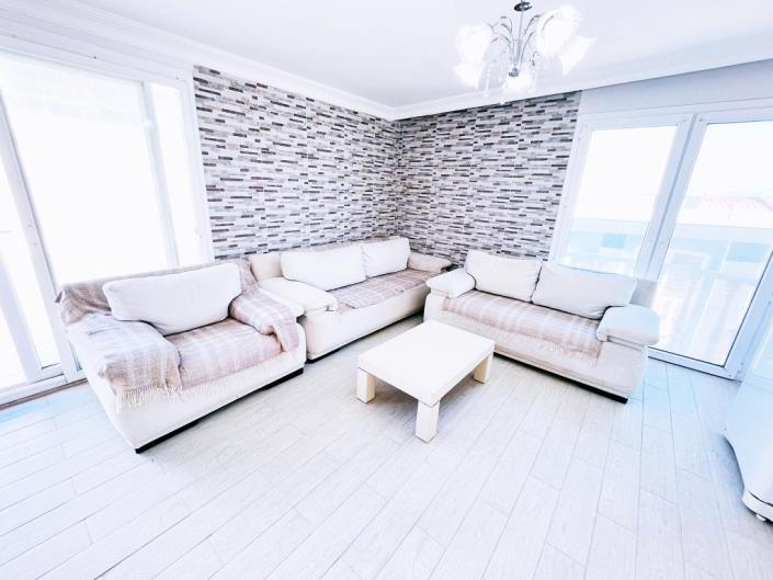 Image No.20-Duplex de 3 chambres à vendre à Altinkum