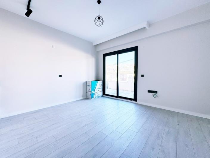 Image No.11-1 Bed Apartment for sale