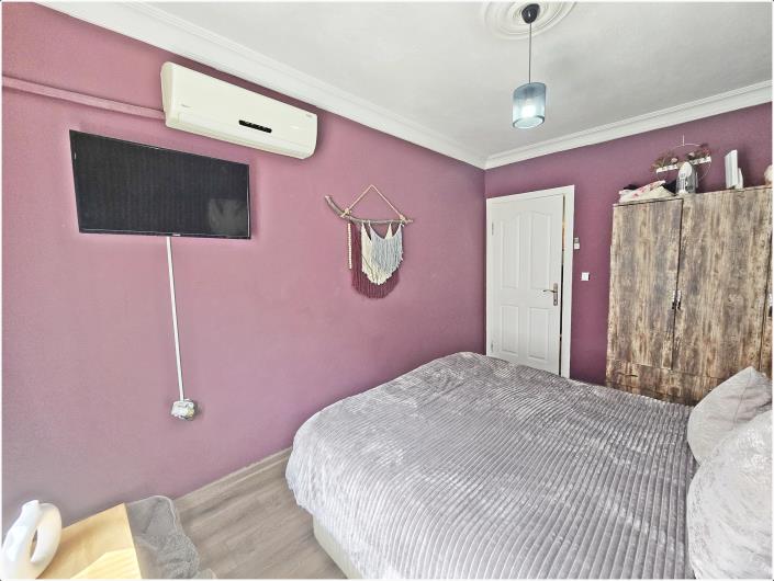 Image No.15-3 Bed Apartment for sale