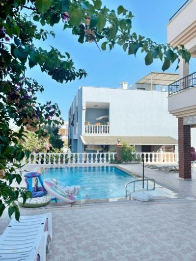 Image No.6-4 Bed Villa / Detached for sale