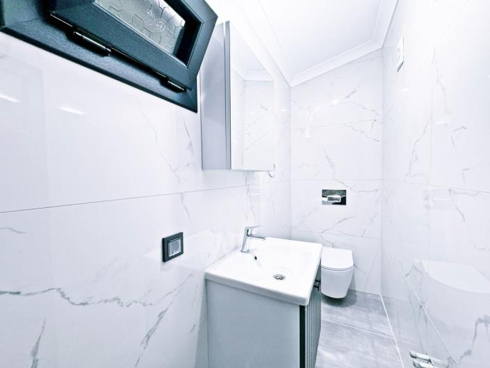 Image No.20-3 Bed Duplex for sale