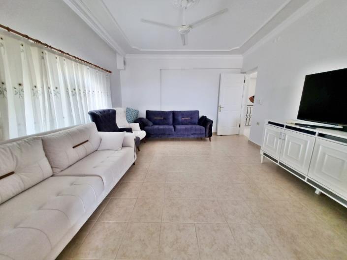 Image No.8-3 Bed Duplex for sale