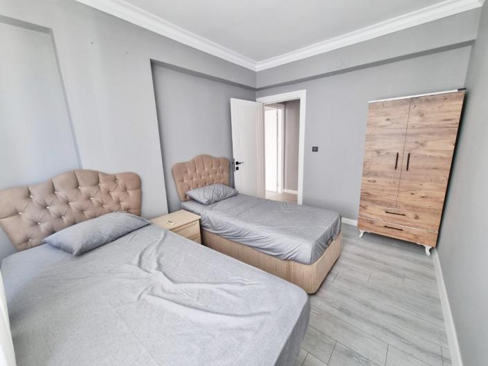 Image No.30-4 Bed Duplex for sale