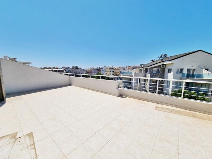 Image No.33-4 Bed Duplex for sale