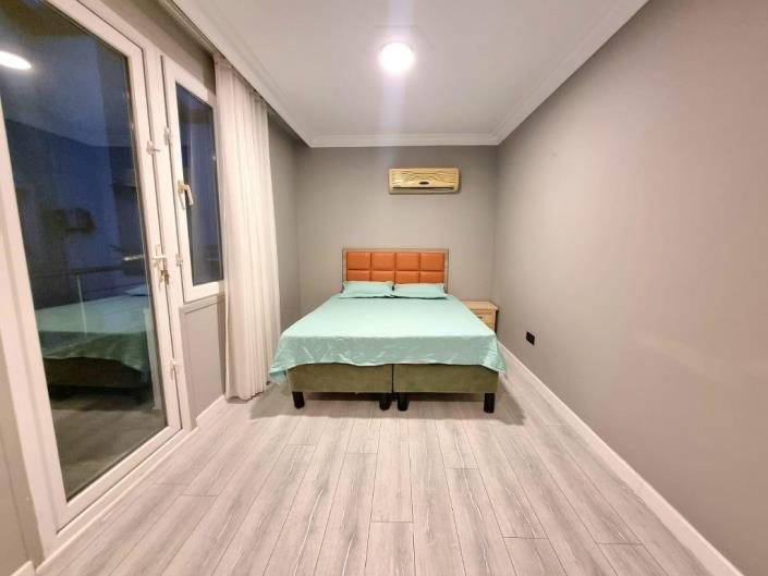 Image No.22-4 Bed Duplex for sale