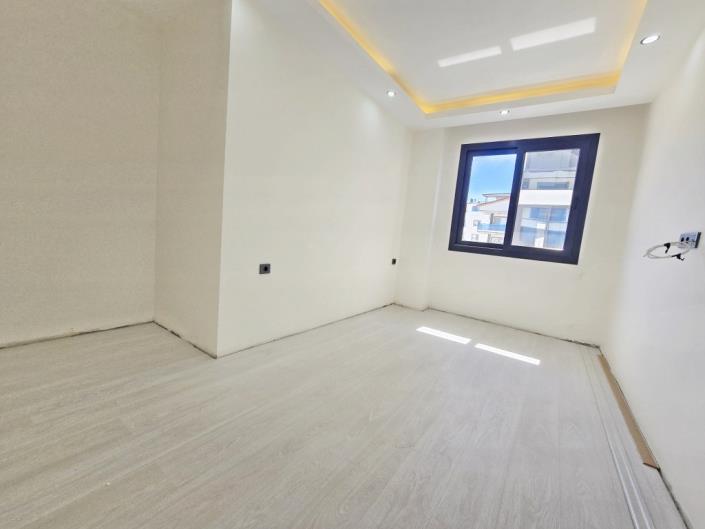 Image No.16-2 Bed Apartment for sale