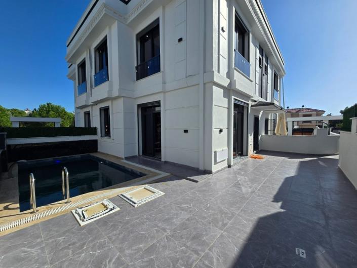 Image No.3-Villa / Détaché de 3 chambres à vendre à Altinkum