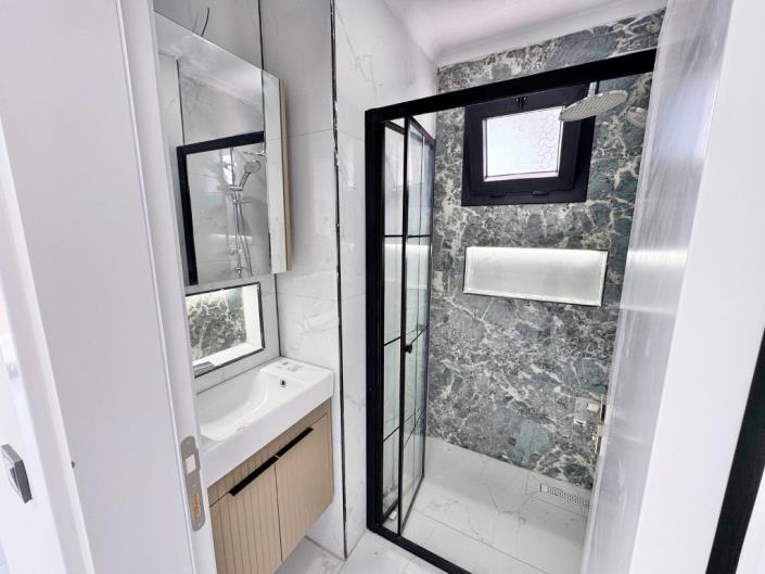 Image No.35-4 Bed Villa / Detached for sale