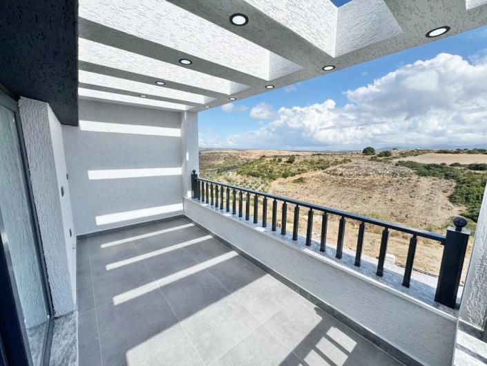 Image No.37-4 Bed Villa / Detached for sale