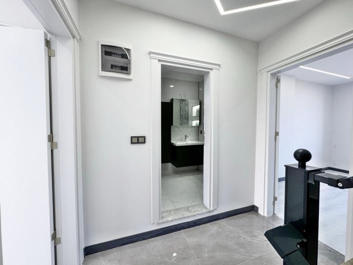 Image No.28-4 Bed Villa / Detached for sale