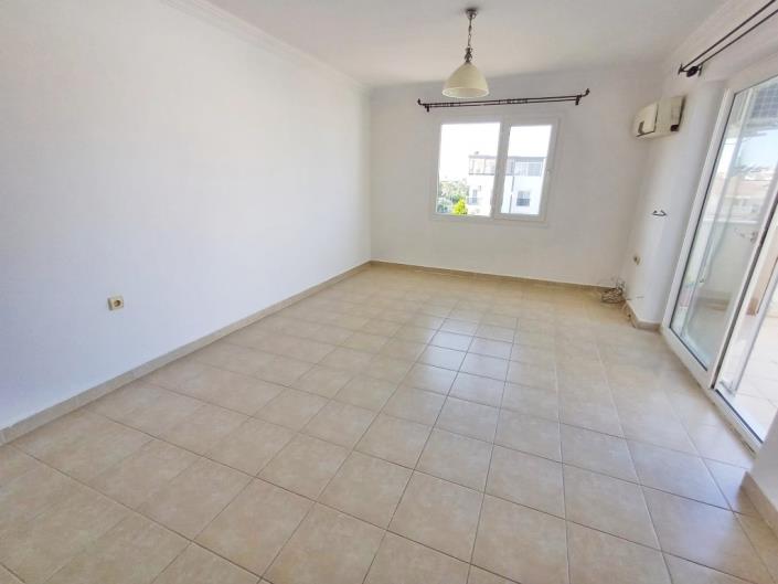 Image No.8-3 Bed Duplex for sale