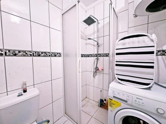 Image No.27-2 Bed Apartment for sale