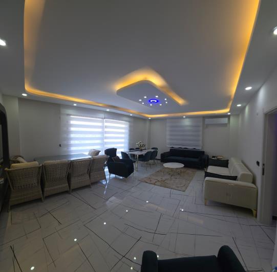 Image No.11-4 Bed Villa / Detached for sale