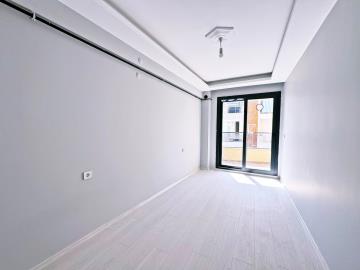 WhatsApp-Image-2025-12-19-at-09-52-55--4-