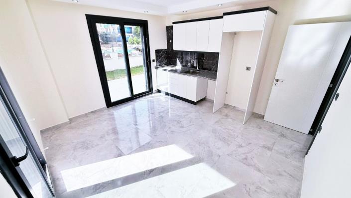 Image No.4-2 Bed Apartment for sale