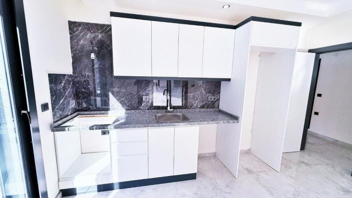 Image No.6-2 Bed Apartment for sale