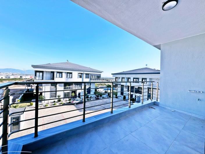 Image No.19-2 Bed Apartment for sale