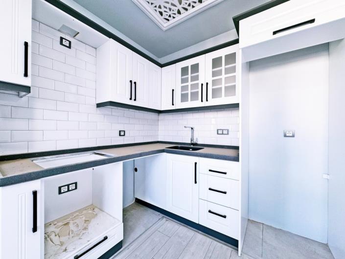 Image No.13-2 Bed Apartment for sale