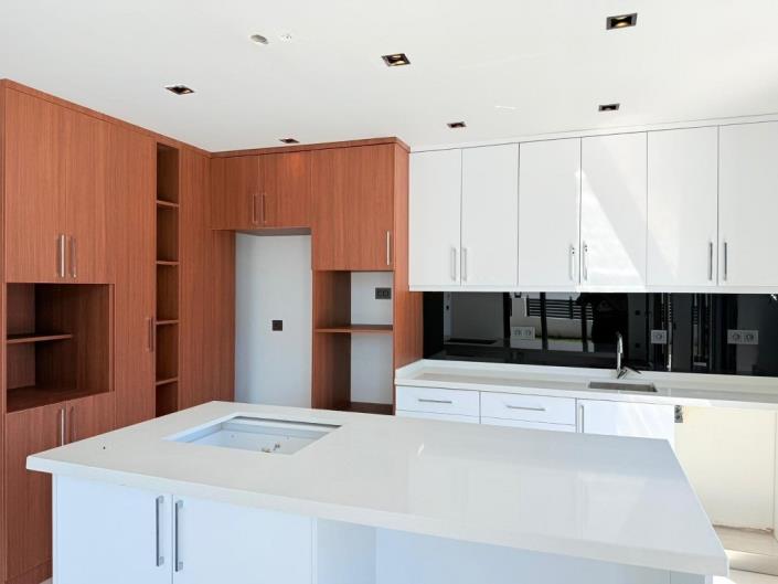 Image No.12-3 Bed Villa / Detached for sale