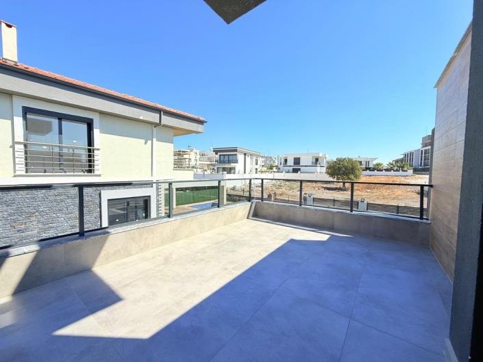 Image No.30-3 Bed Villa / Detached for sale