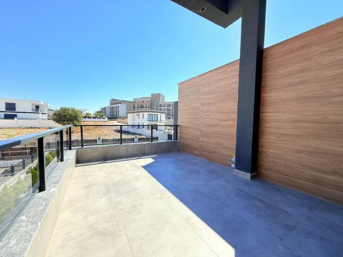 Image No.32-3 Bed Villa / Detached for sale