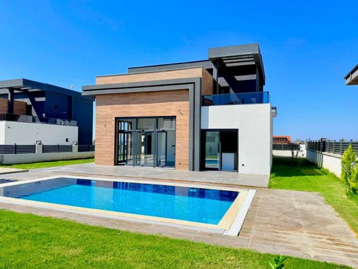 Image No.4-3 Bed Villa / Detached for sale