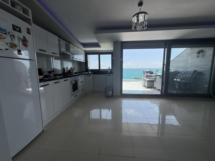 Image No.7-Duplex de 3 chambres à vendre à Altinkum