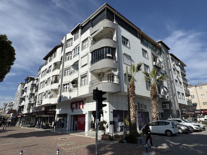 Image No.13-2 Bed Apartment for sale